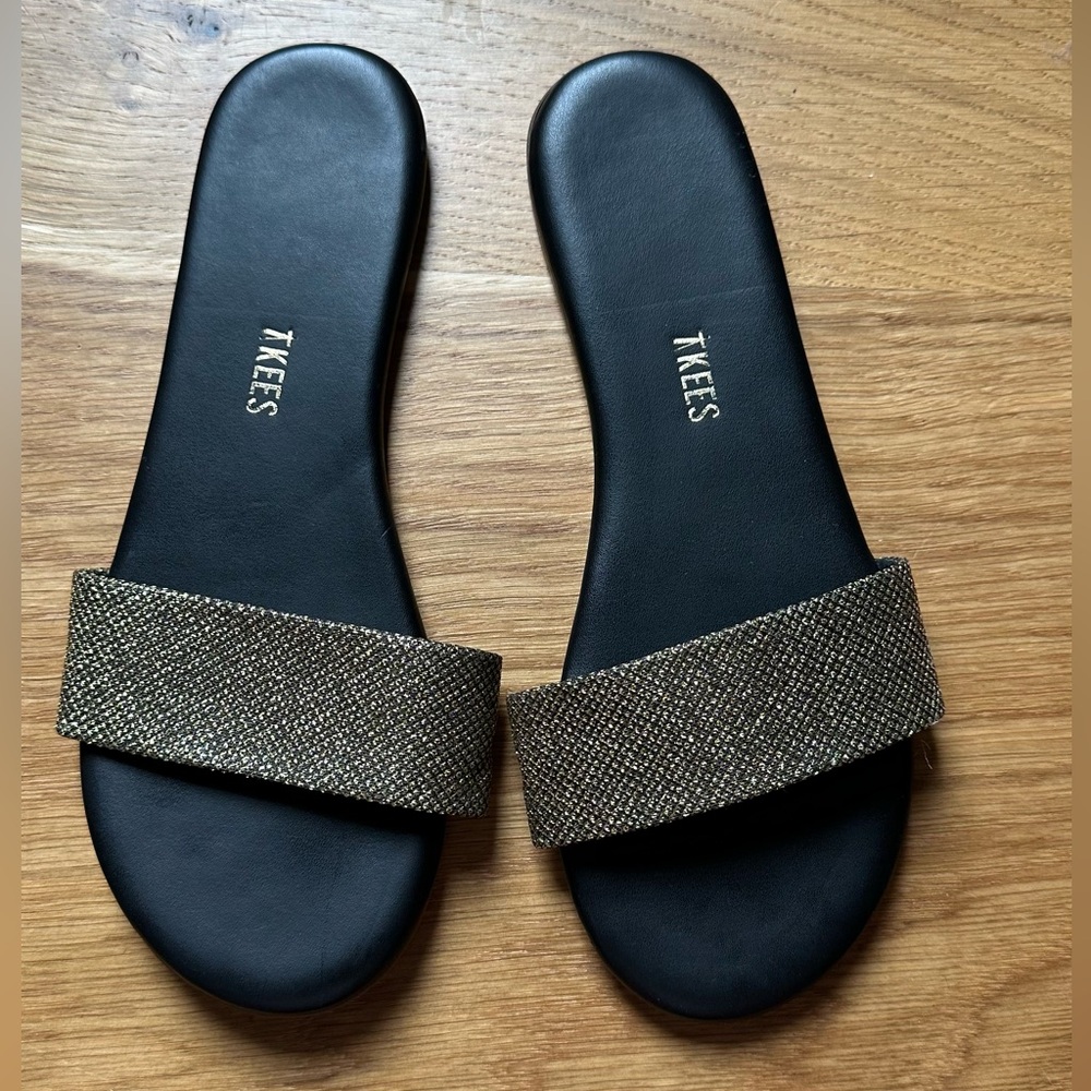 🖤 TKEES Black Leather Gold Lame Alex Slide Sandals 🖤